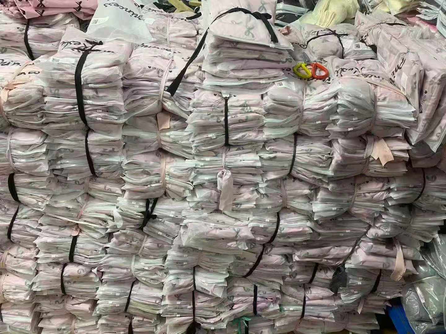 Bulk Clearance About 1700 Pcs High Quality Spring Summer Trendy Bowknot Big Kids Casual Cargo Pants Size 100-160 Individually Packed - Image 2