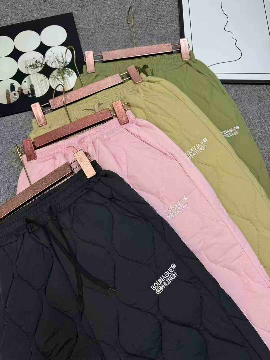 Clearance Bulk Sale Plaid Windproof Warm Fleece Lined Cotton Pants Unisex, Loose Wide Leg Casual Fall Winter Stock Clothing - Image 2