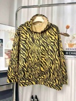 800 Pcs Hot Selling European & American Fashion Unisex Printed Sherpa Lined Loose Hoodies Bulk Chinese Clothing Stock Lots - Image 6