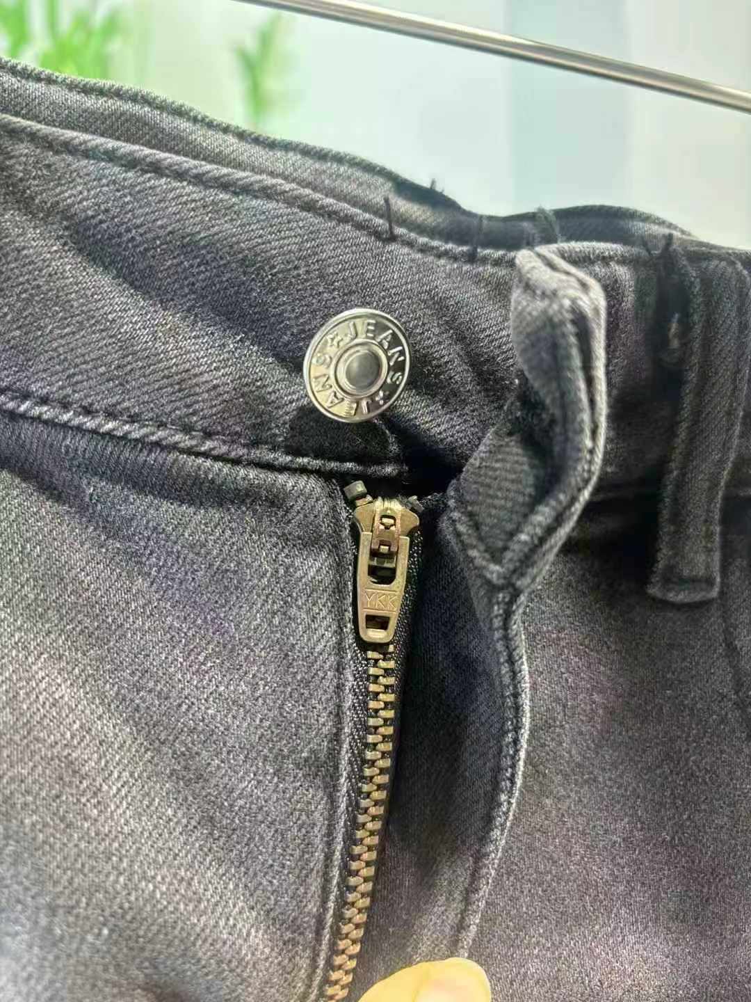 1000 Pcs American Retro High Street Washed Straight Black Grey Wide Leg High Stretch Jeans With YKK Zipper Wholesale Stock Lot - Image 2