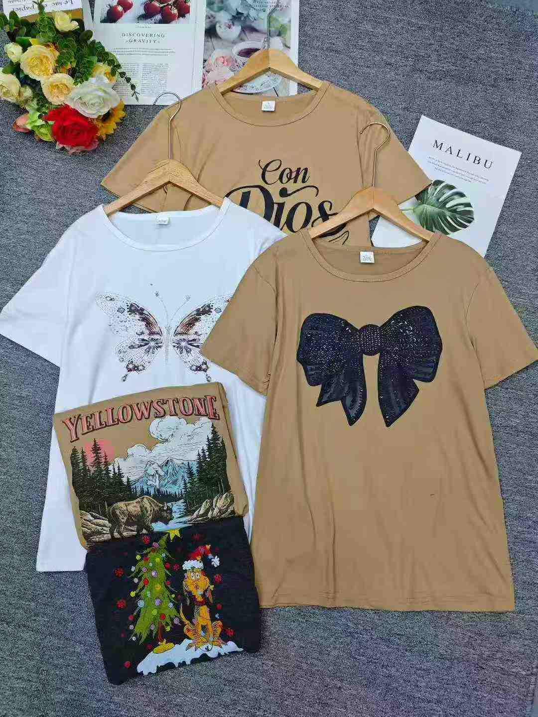 Clearance Bulk Lot 861 Pcs Women's Loose Printed T-Shirts Mixed Sizes S-2XL Chinese Clothing Stock - Image 2