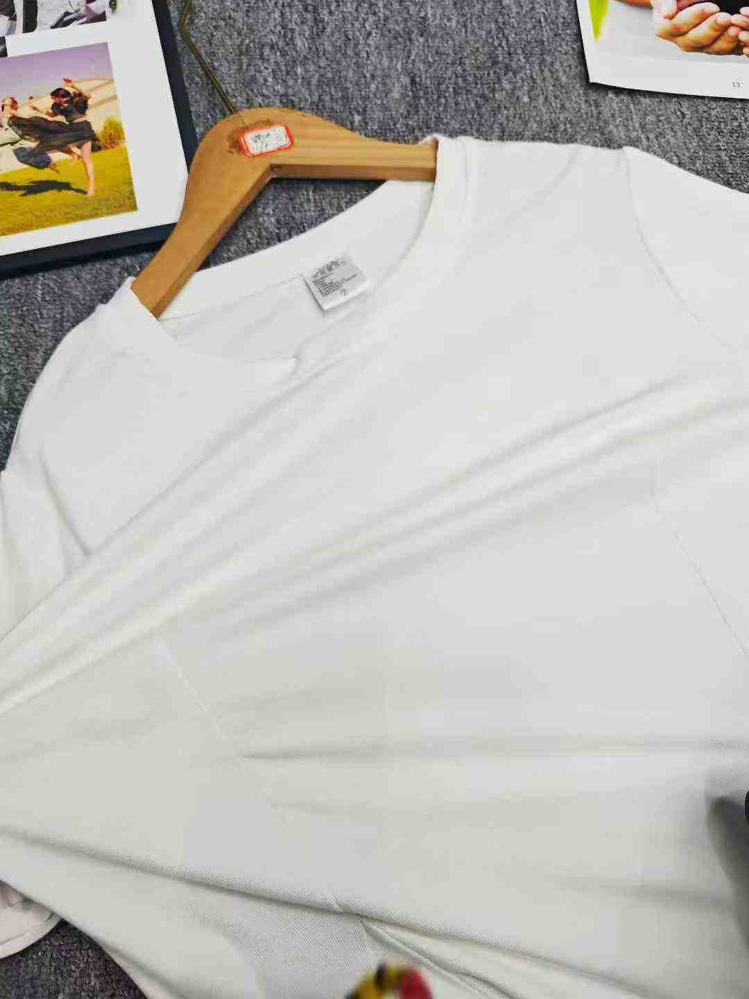 Clearance Sale: 530 Pcs Premium Niche Unique Design Floral Hem Plus Size Solid Short Sleeve T-Shirts Bulk Wholesale - Image 2