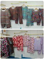 Clearance Sale: 1350 Sets Summer Middle-Aged Mom Outfits S-3XL Bulk Wholesale Chinese Clothing Stock Lots - Image 4