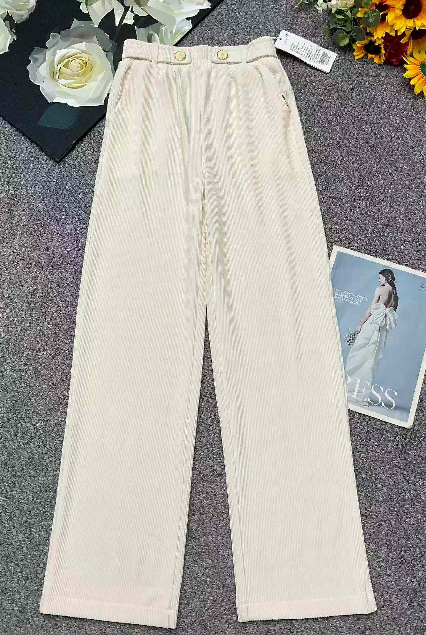Wholesale Stock Clearance: 255 Pcs Corduroy Straight-Leg Wide Pants, S-XL, Spring New Retro Design, Individually Packaged with Size Tag - Image 2
