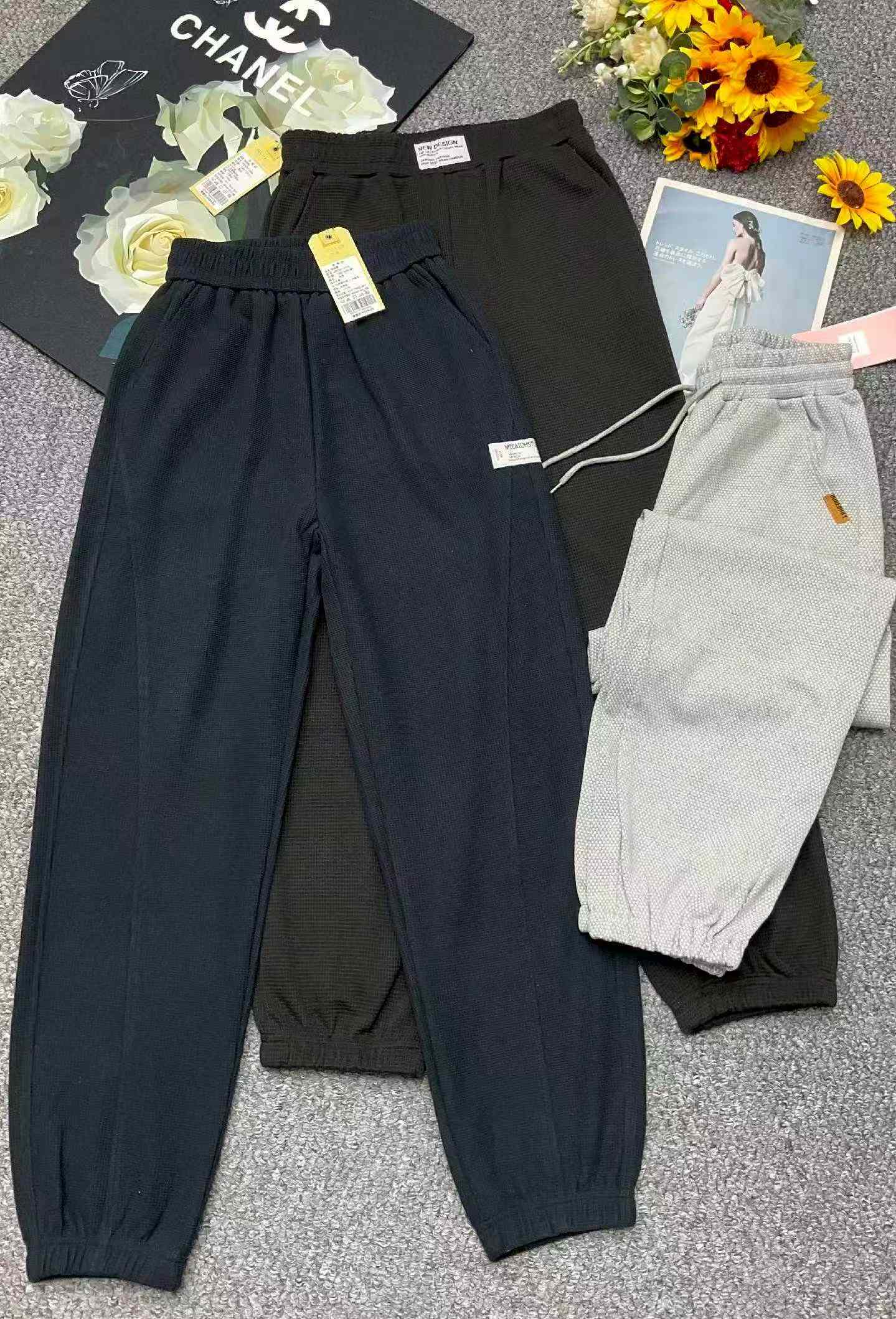 Wholesale Clearance: Spring New Waffle Knit Elastic Waist Casual Joggers (S-XL) - 290pcs Lot - Image 1