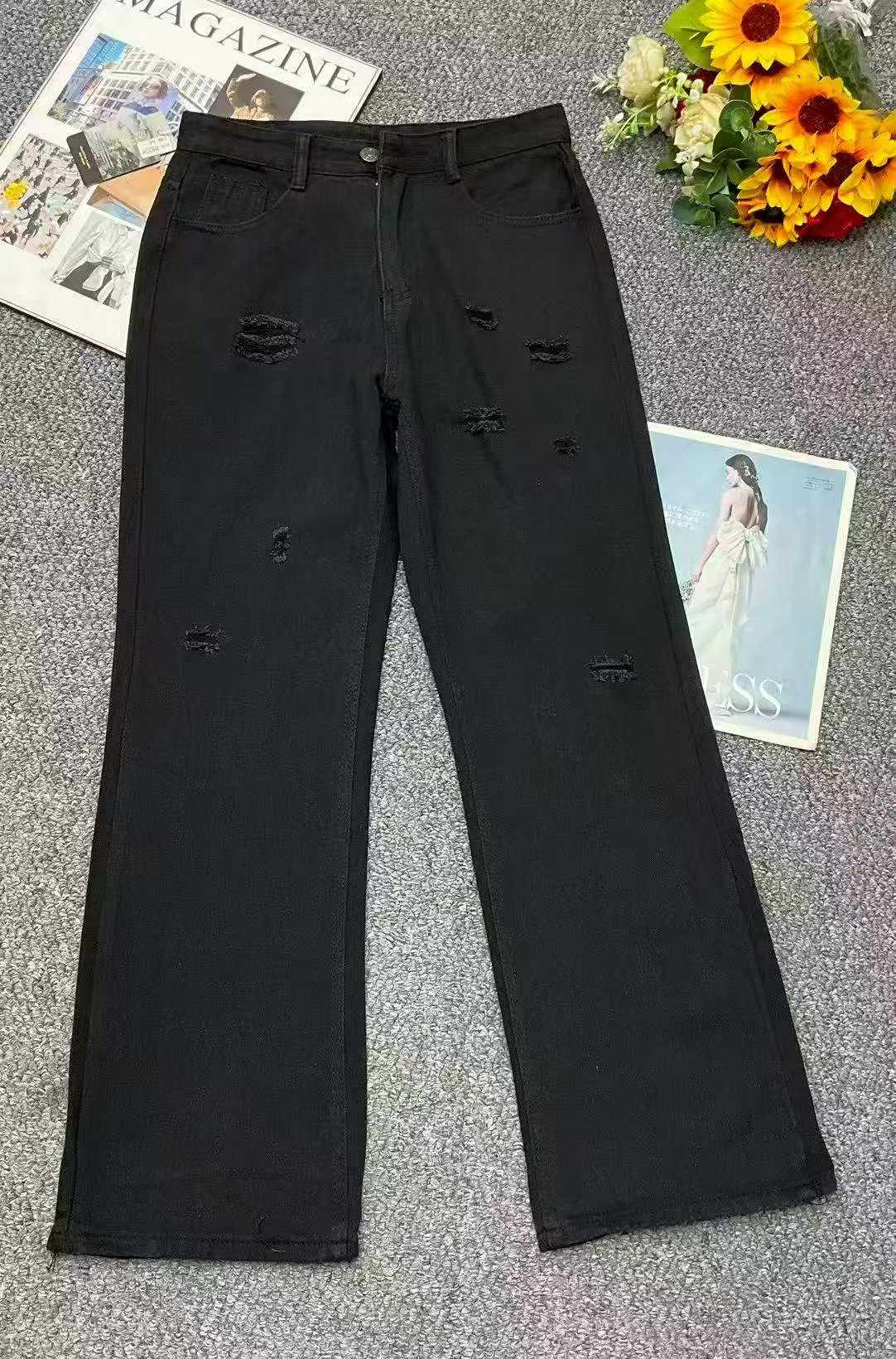 Bulk Wholesale Lot: 300 PCS Men's Designer Distressed Straight Leg Jeans, S-3XL, Spring/Summer Style, Individually Packaged with Tags - Image 1