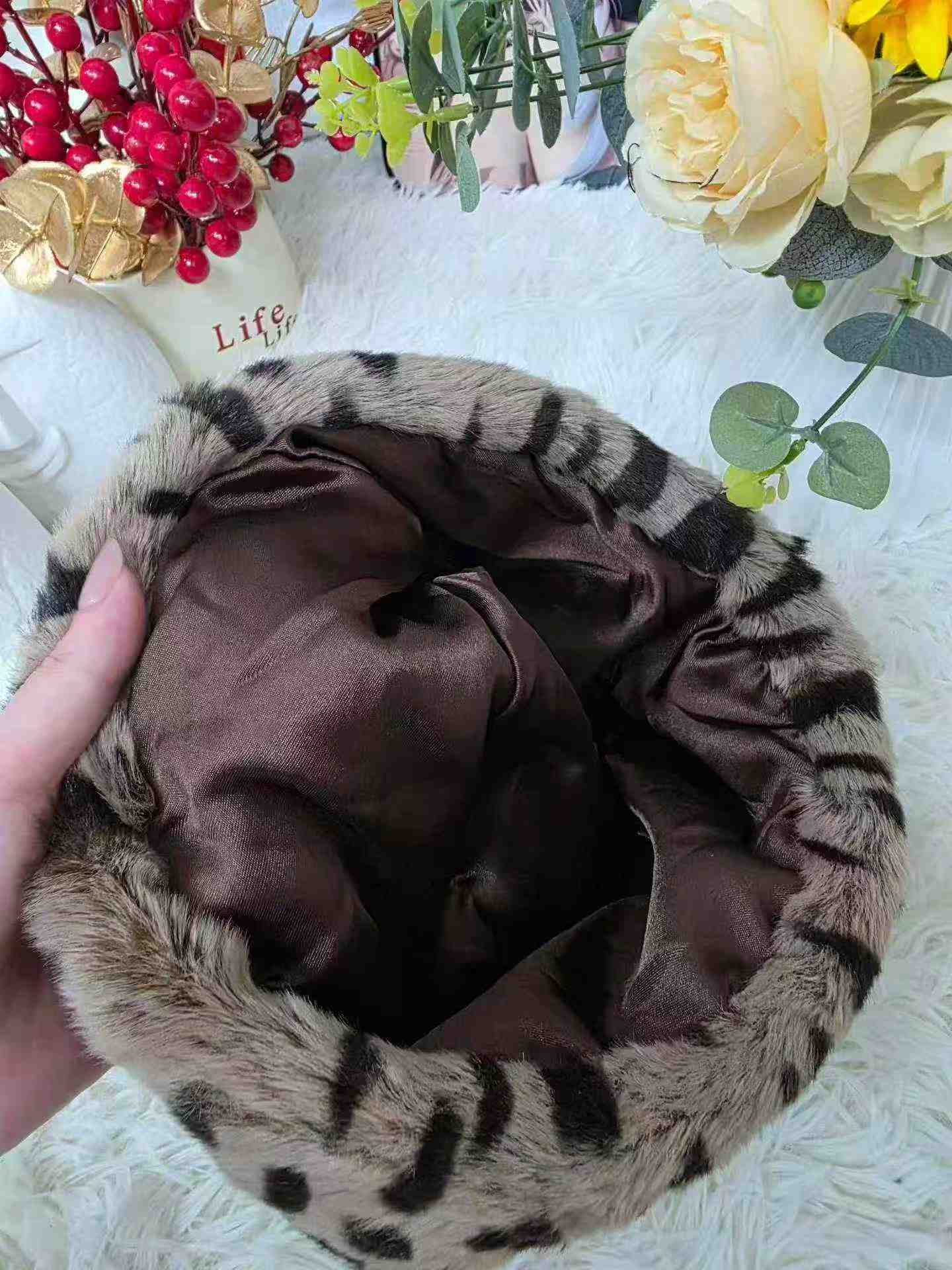 Winter Plush Hats - Bulk Stock Clearance Lot (3800pcs, Individually Packed) - Wholesale Export - Image 2