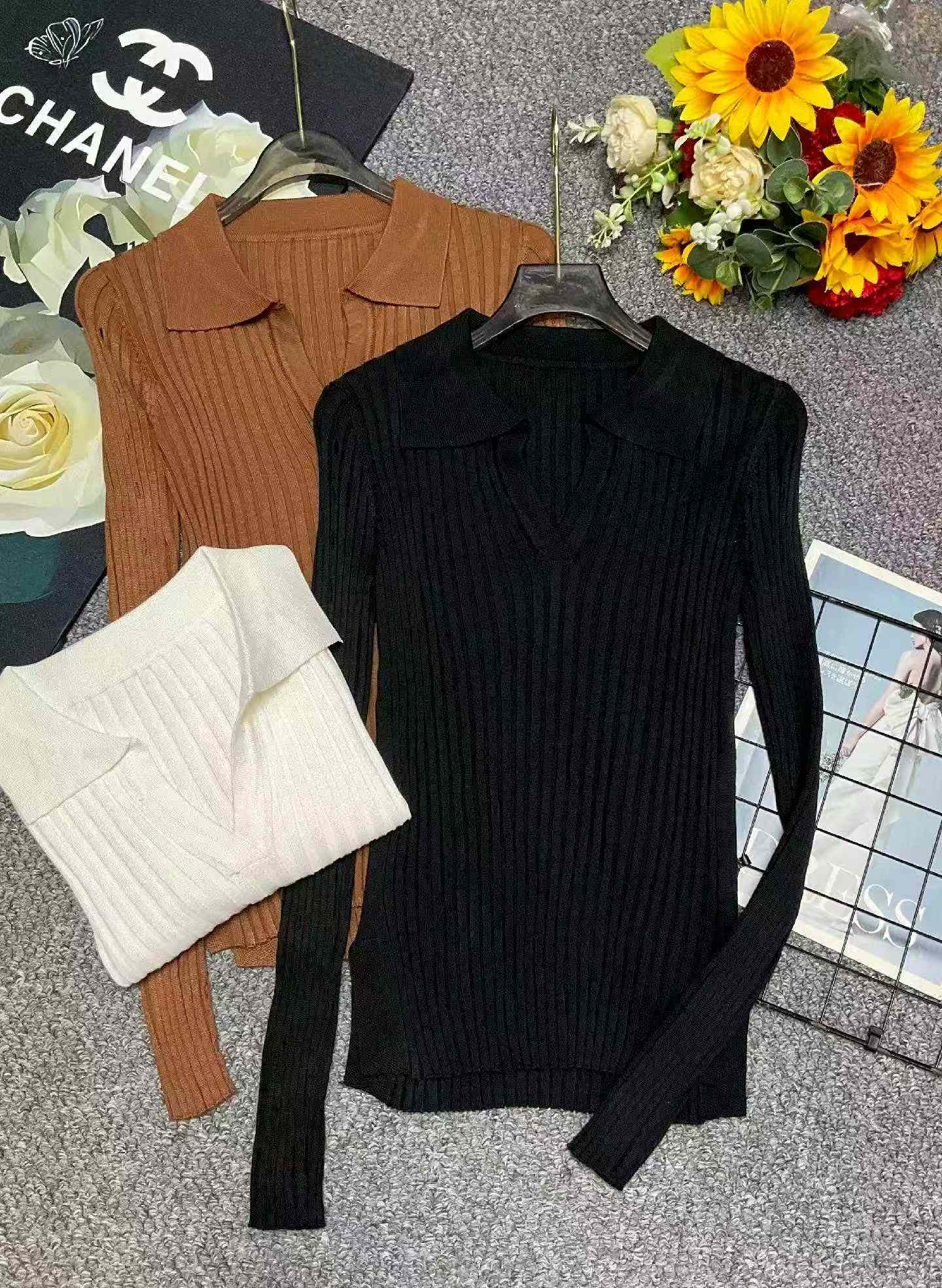 Bulk Clearance: High-Quality Spring Knit Tops with Ribbed Texture, Notched Collar, Slit Hem & Lace Detail - 223 Pcs, S/M/L Fit, Individually Packed - Image 1