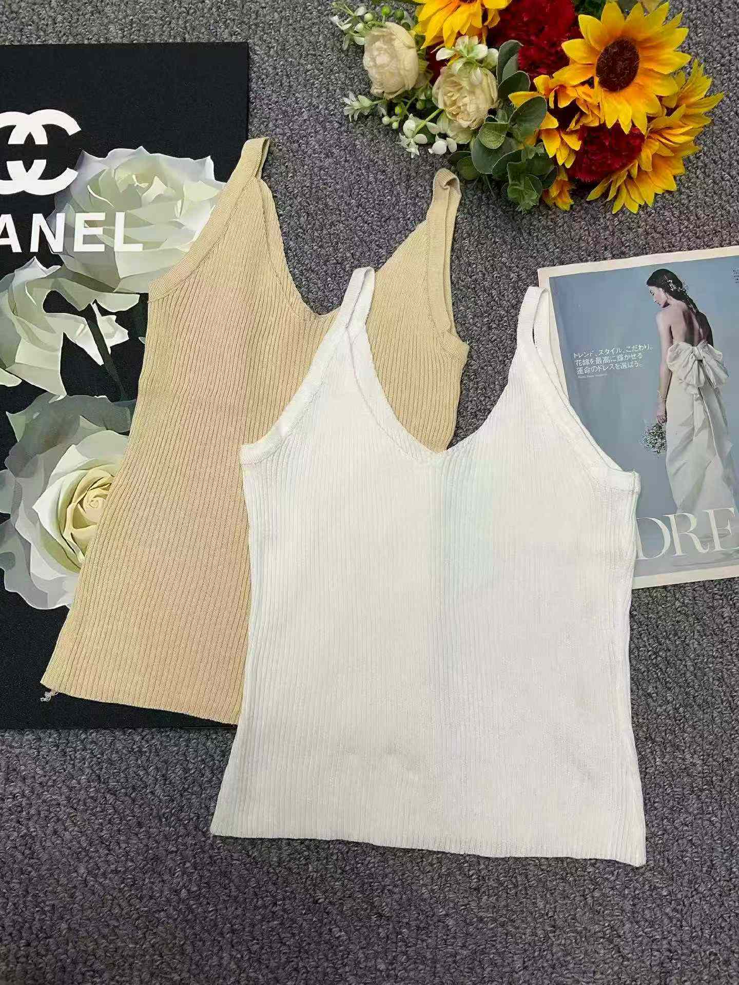 Bulk Wholesale: 470 Pcs Spring Summer Slim Fit Stretchy Knit Camisole Tops, Independent Packing, Soft Fabric, Clothing Stock Lots - Image 1