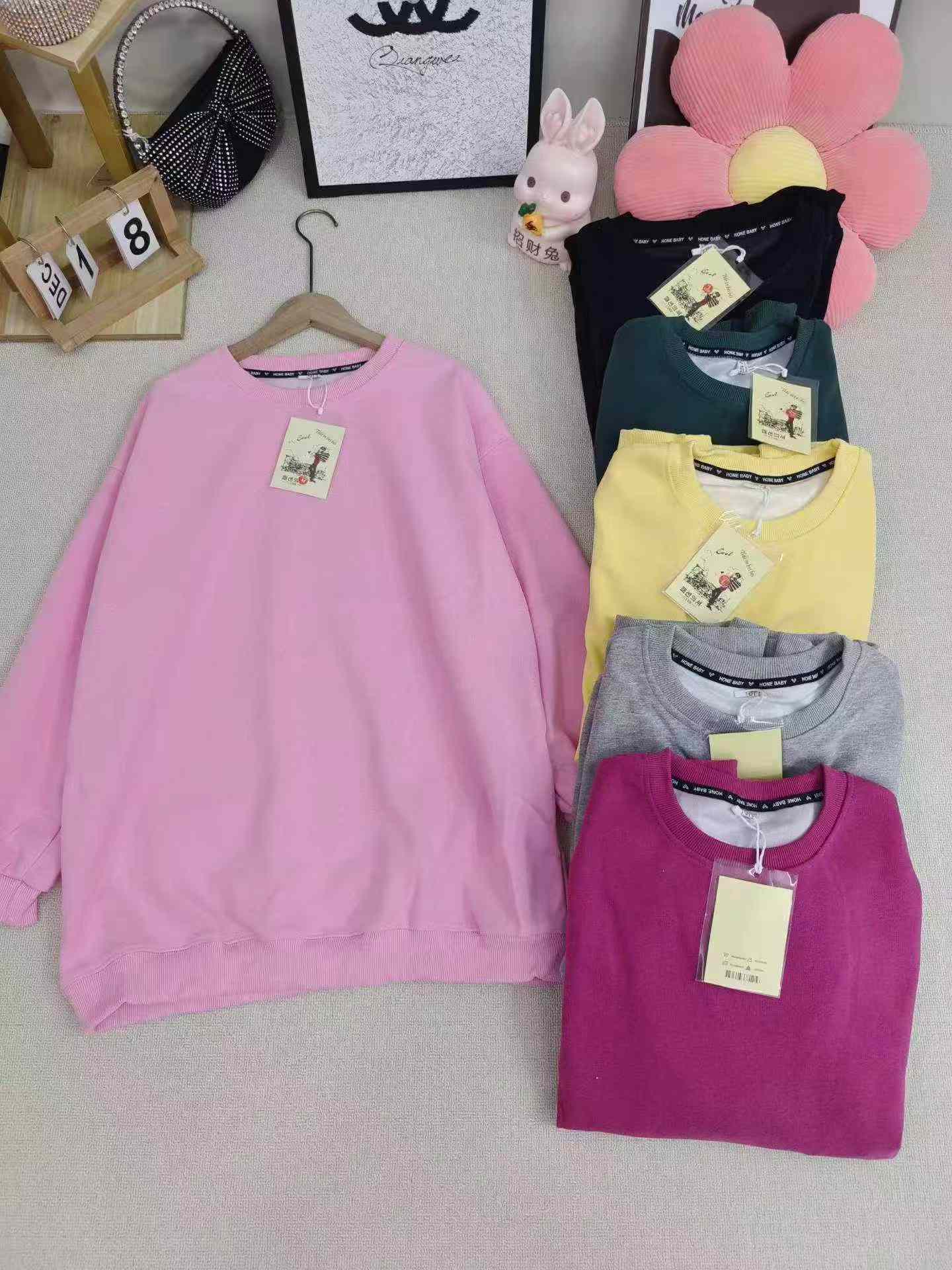 760pcs Unisex Plain Hoodies & Crewneck Sweatshirt Stock Lots - M L XL, Individually Packaged with Tags, Candy Colors - Image 2