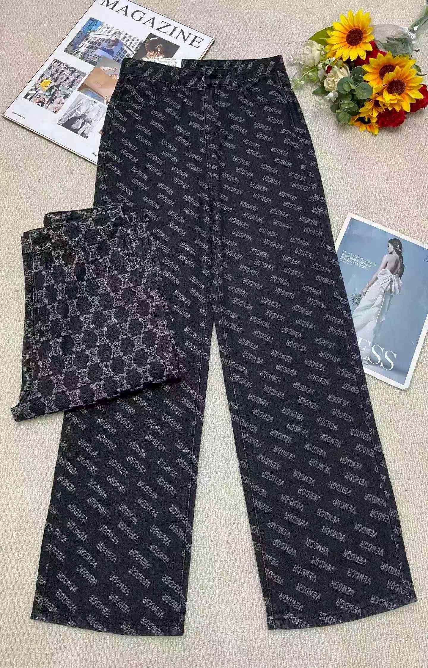 Wholesale Lot of 610 Pcs: Spring New American Style Loose Fit Letter Jacquard Straight Leg Denim Wide Leg Pants (S-XL), Independent Packing with Waist Card - Image 1