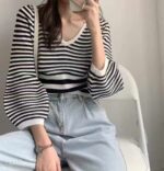 Wholesale Stock Lot of 130 pcs Autumn V-Neck Striped Knit Sweaters - Black & White, Oversized Fit, Soft Fabric, Individually Packed - Image 7