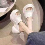 China Stock Lots: Wholesale Platform Height Increase 9cm Thick Sole Flat Sandals & Flip Flops (2 Styles, 3 Colors, Sizes 35-40) - Image 7