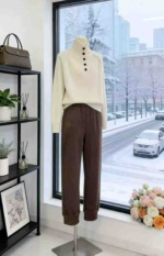 Tmall Off-Shelved Brand Women's Fall Winter High Waist Loose Cuffed Sweatpants - 1200PCS Bulk Stock Clearance - Image 9