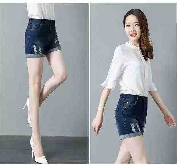 371 Pcs Off-shelf Branded Women's Heavy Distressed Denim Shorts, Sizes 25-32, With Hang Tags & Individual Packing - Image 1