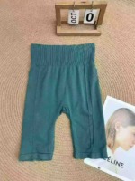 645 Pcs High Waist Hip Lifting Fitness Yoga Sports Shorts Wholesale Stock Lot - Image 1