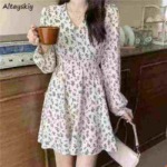 88 Pieces French Style Floral V-neck Tie Waist Dress Bulk Stock Wholesale - Image 7