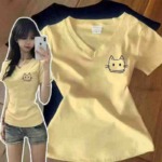 Clearance Stock: 145 Pieces Summer V-Neck Cat Print Regular Shoulder Short Sleeve T-Shirts, 2 Colors, Individually Packed - Image 9