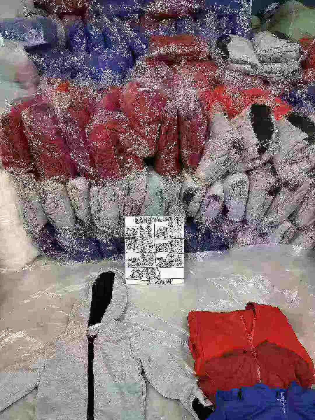 735 Pcs Kids Pure Cotton Hooded Cardigan Sweatshirts Stock Lot Wholesale - Image 2