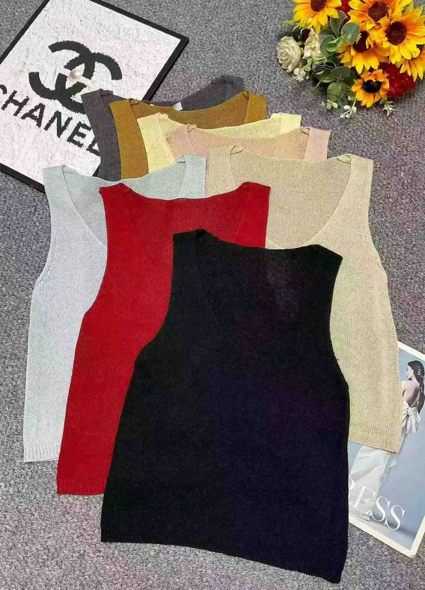 Summer New Niche Premium Tencel Linen V-neck Knit Tank Top - 299 Pieces Bulk Stock Wholesale - Image 1