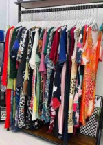 425 Pcs Mixed Sizes Foreign Trade Style Dresses Clearance Stock Wholesale - Image 1