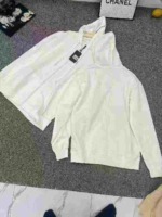 Bulk Clearance Around 110 Pieces Brand Men's Loose Casual Hooded Sweatshirts, 2 Solid Colors, Sizes M-2XL - Image 5