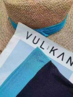 Flash Clearance: 530 Pieces High Stretch Color Block Fake Two-Piece U-Neck Women's T-Shirts - Image 4