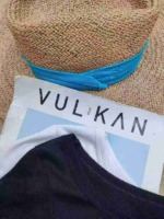 Clearance 110 Pieces Rhinestone Cat Cropped Sexy Cotton T-Shirts 2 Colors - Image 5