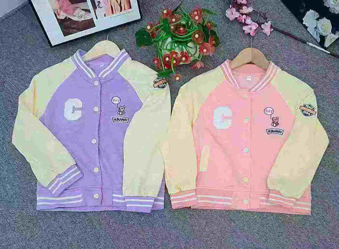 532 Pieces Mid Kids Fleece Baseball Jackets 2 Colors Bulk Clearance Wholesale at 9.5 CNY Per Piece - Image 1