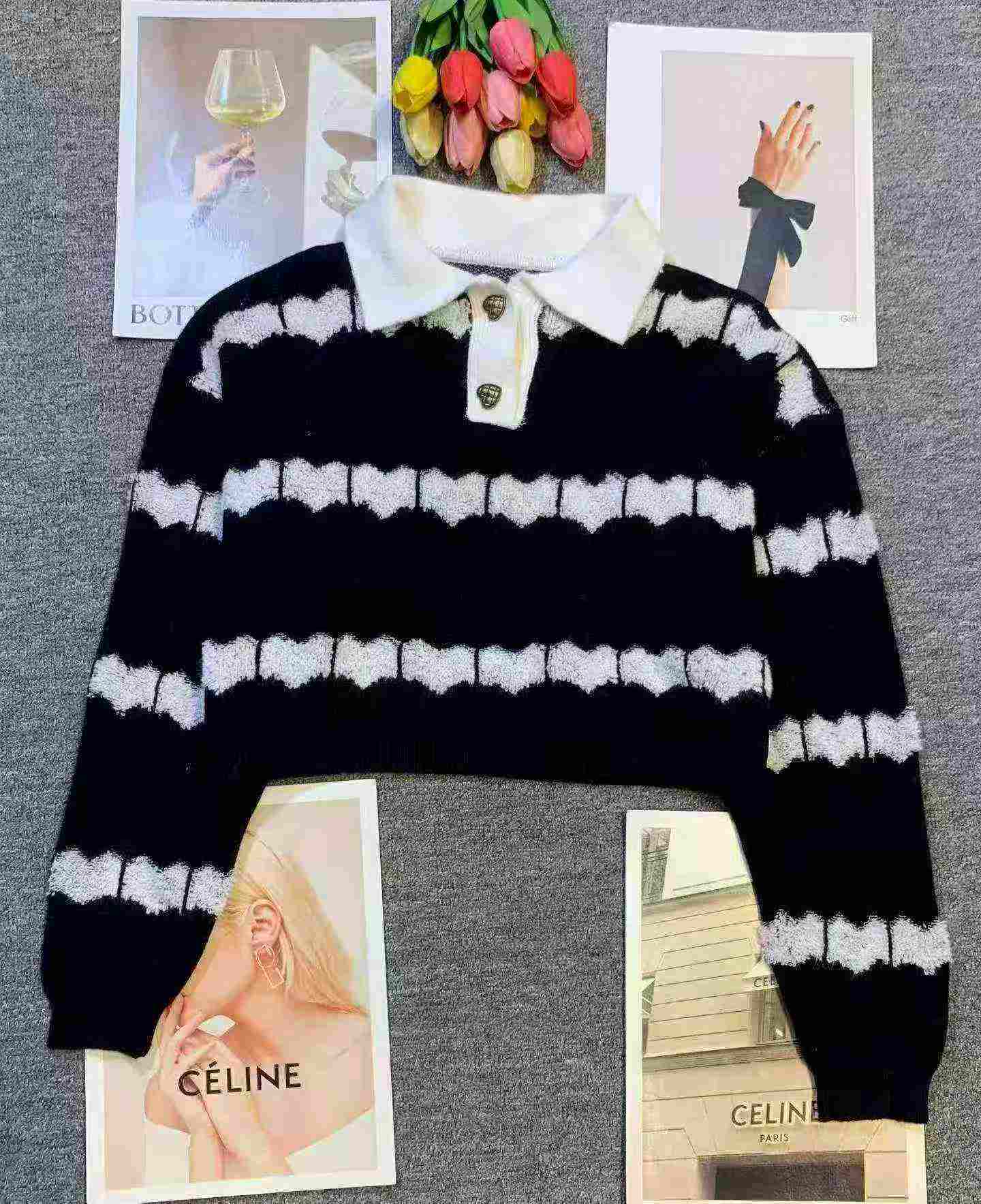 Bulk Clearance 13.5 CNY Each: Approx 210 Pcs Korean Style V-neck Heart Button Striped Knit Sweater - Image 1