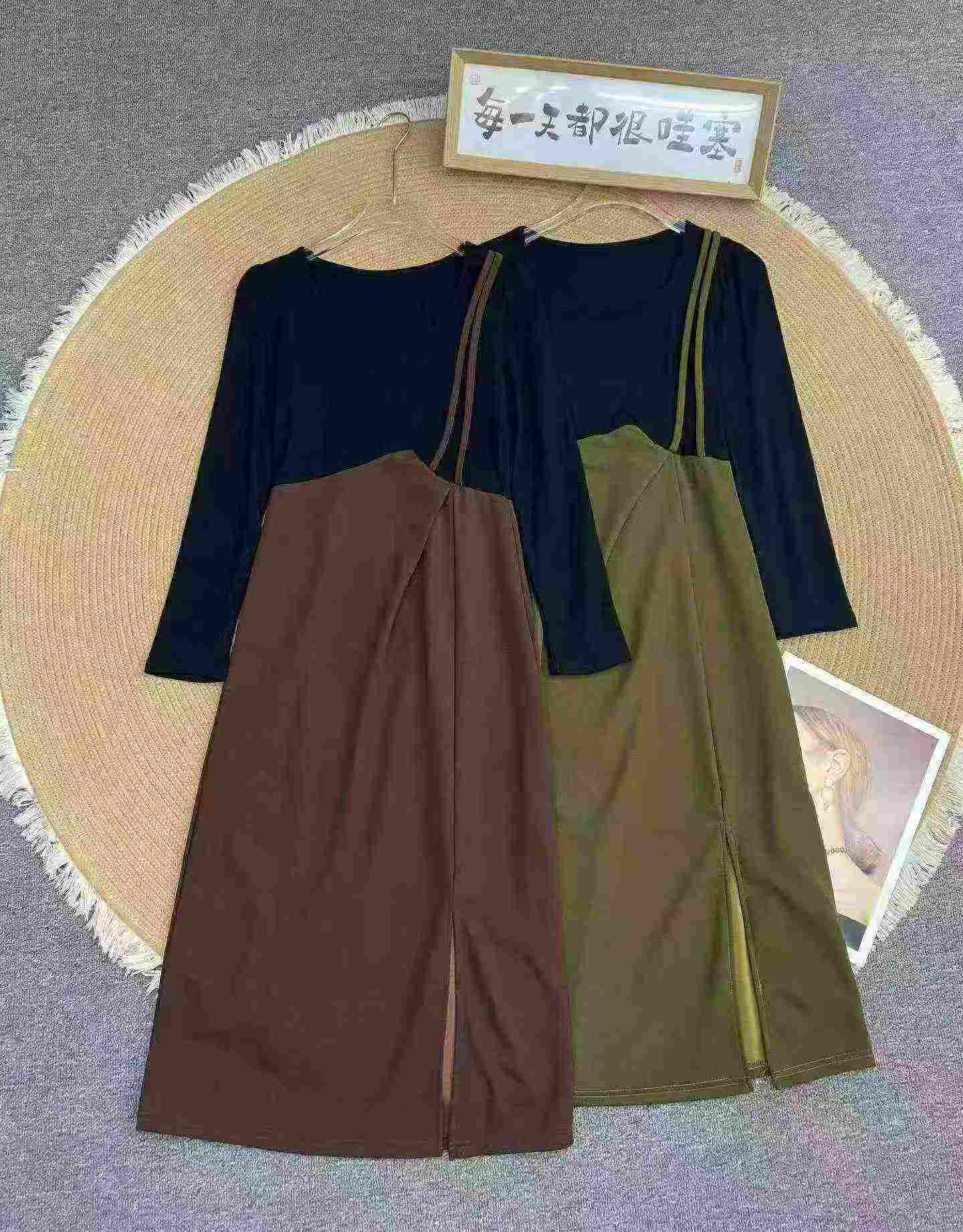 French Style Elegant Designer Dress 378 Pieces, Contrast Patchwork Slit Hem - Image 1