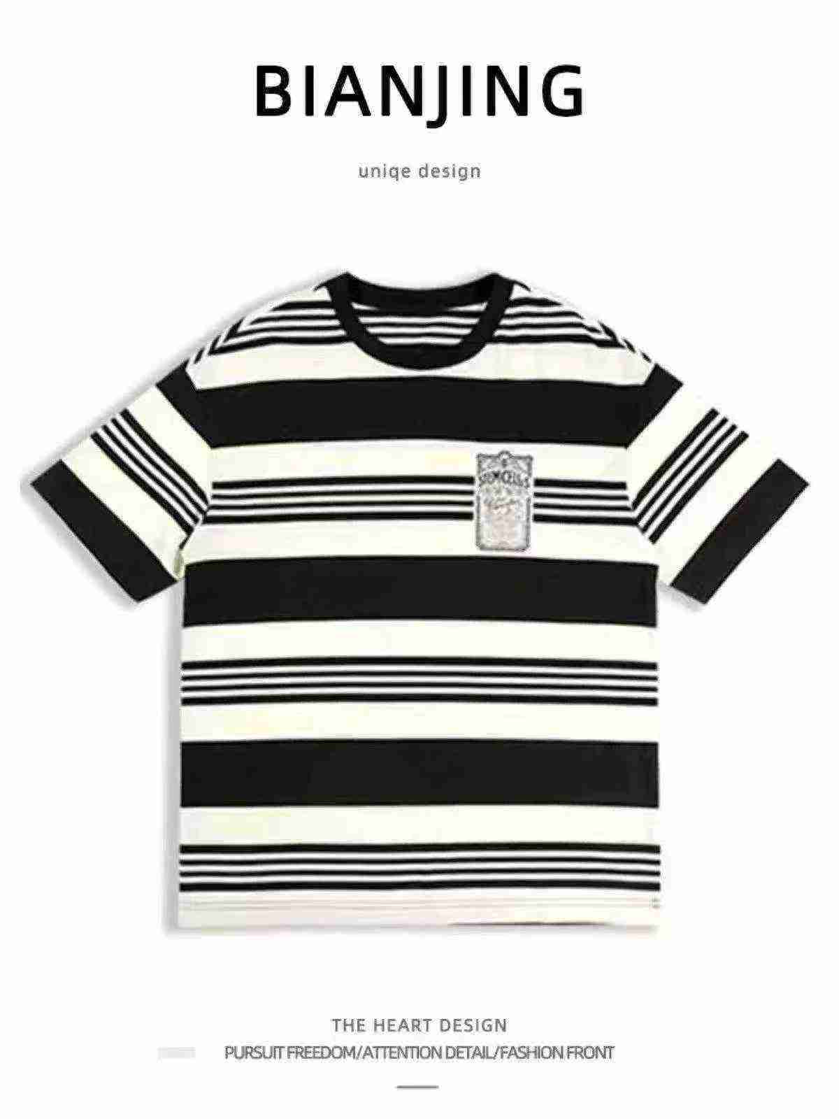 Clearance 210 Pieces American High Street Badge Stripe Short Sleeve T-Shirts, Loose Drop Shoulder Casual Unisex Couple Summer Tops - Image 1