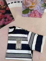 Clearance 210 Pieces American High Street Badge Stripe Short Sleeve T-Shirts, Loose Drop Shoulder Casual Unisex Couple Summer Tops - Image 4