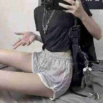 1060 Pcs American Vintage Gray Cotton Women's Loose Casual Shorts For Workout Loungewear Stock Wholesale - Image 1