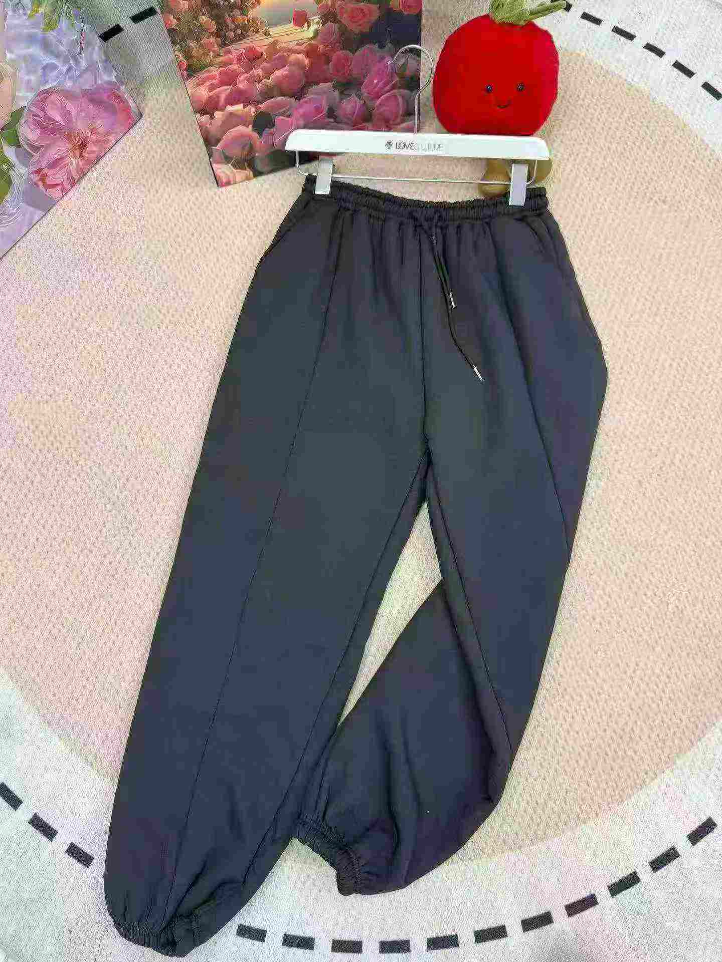 396 Pieces Unisex Thickened Sherpa Fleece Casual Winter Sweatpants Clearance Stock - Image 1