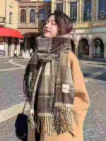 21000 Pieces New Unisex Assorted Scarves & Shawls Bulk Clearance Wholesale Export - Image 8