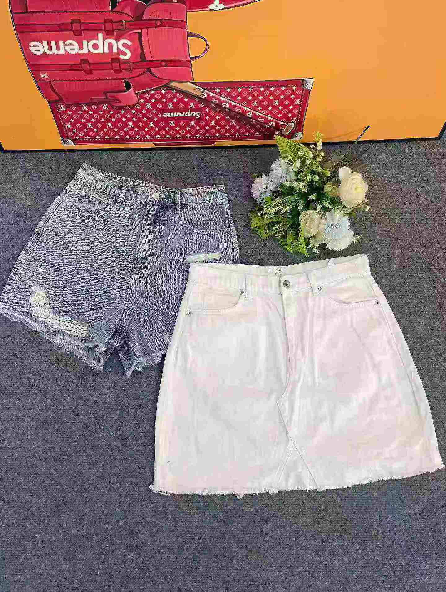 79 Pcs Slightly Defective Denim Shorts & Skirts Bulk Clearance Wholesale - Image 1