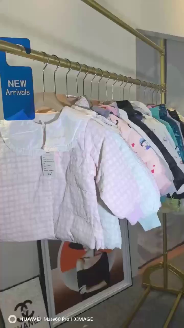 Clearance Sale Sweet Cute Girls Down Jackets Chinese Clothing Stock Lots Bulk Wholesale For Export - Image 1