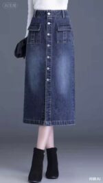 Clearance Bulk Lot: 530 Pcs Fashion Denim Skirts & Denim Shorts for Wholesale Export - Image 1