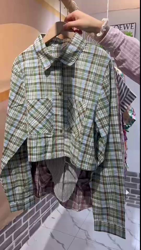 Clearance Bulk 170PCS Women's Casual Shirts | Wholesale Stock Clothing 7.5 CNY Per Piece - Image 1