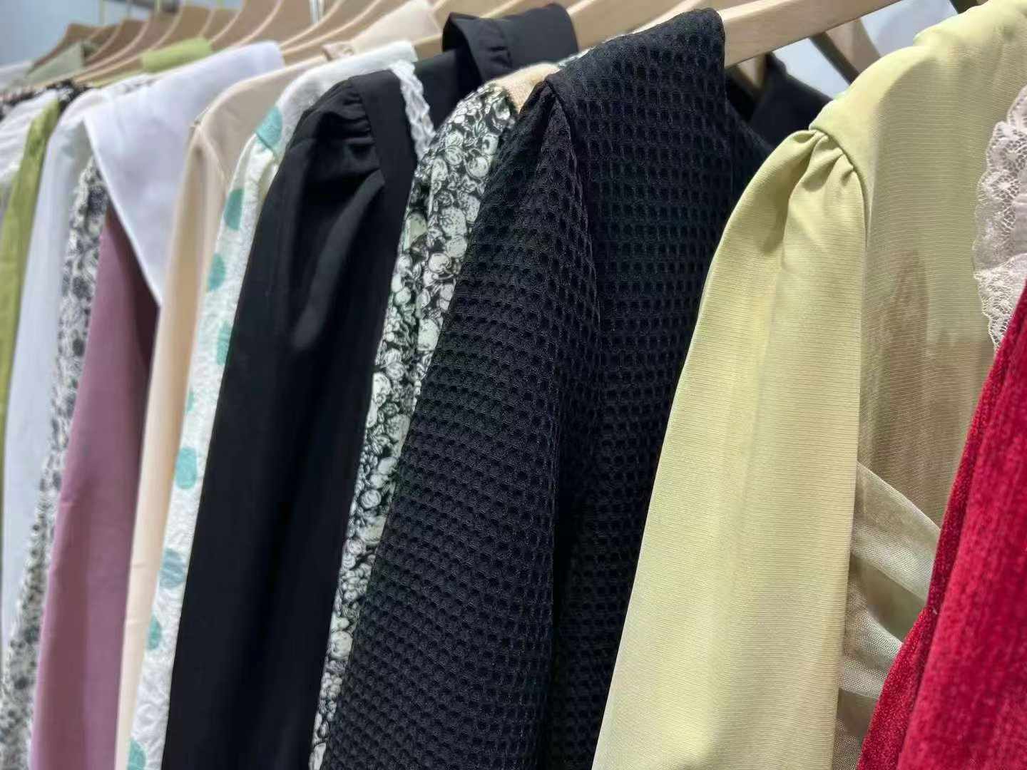 Spring & Autumn Long Sleeve Fashion Women Dresses | Chinese Clothing Stock Lots Bulk Wholesale 24.5 CNY Per Piece - Image 1