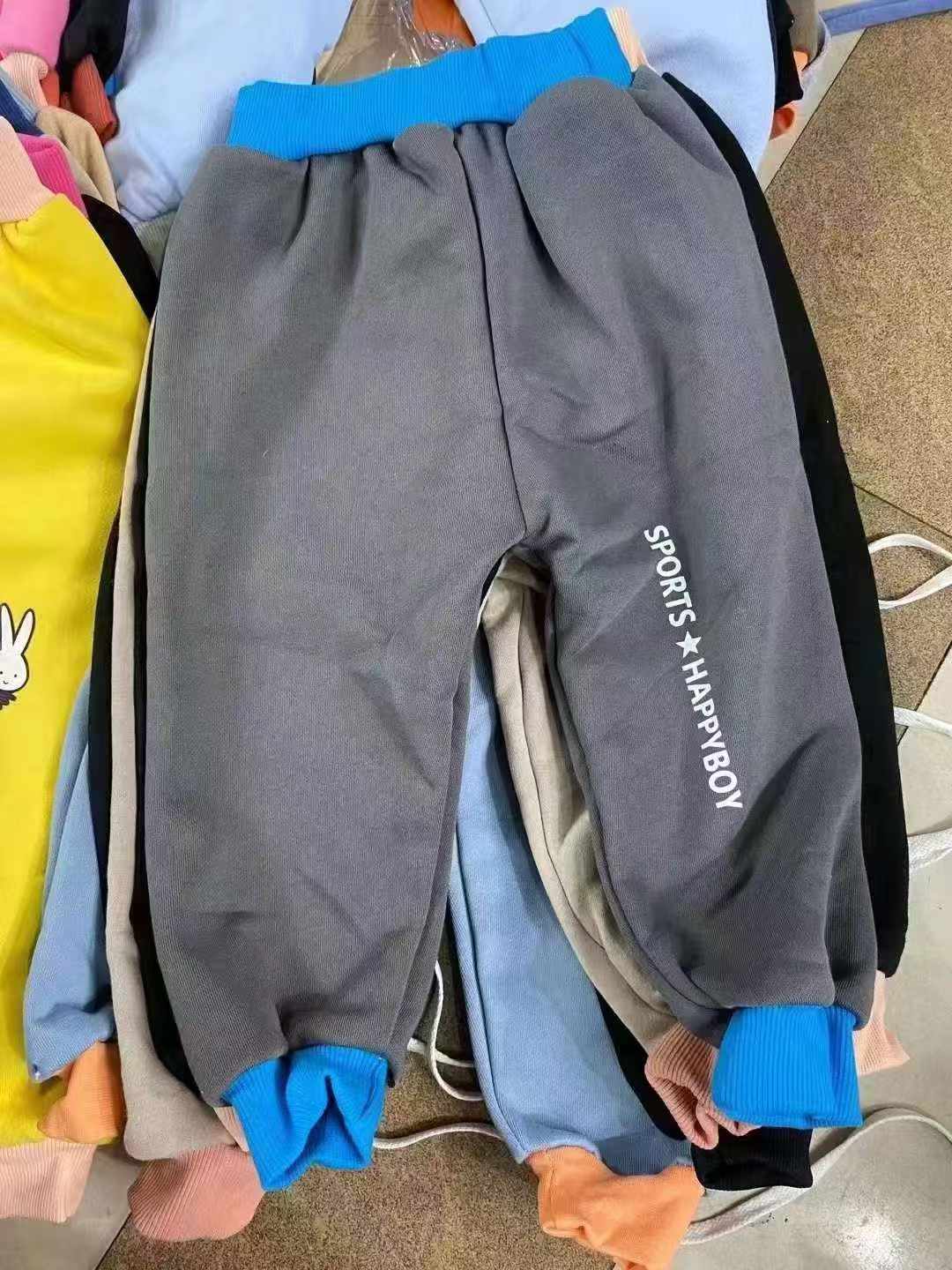 Hot Sale Clearance Fleece Lined Kids Cotton Sweatpants, Full Lot 2600pcs For Age 2-6, Wholesale Price 5.3 CNY - Image 1