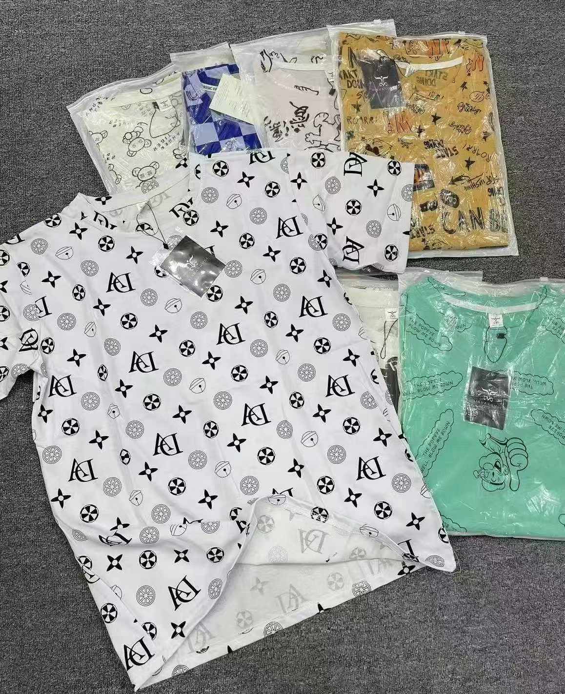 Full Clearance 300 Pcs Bulk White Pure Cotton Women's Short Sleeve Crew Neck T-Shirts Digital Print Stock Lot Wholesale For Export - Image 1