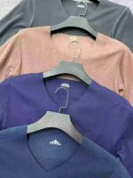 Clearance Bulk Men's Autumn Winter Double-sided Deron V-neck Thermal Underwear Sets - Image 3