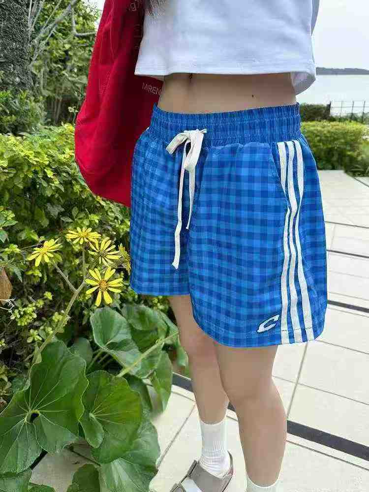 Around 450 Pcs High Quality Summer American Plaid Casual Sports Shorts Bulk Clearance - Image 1