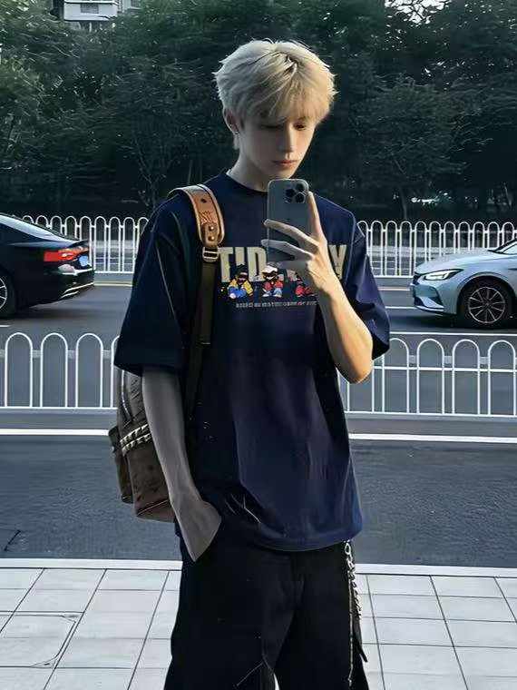 600 Pieces American Retro Street Style 240g Heavyweight Printed Cotton Oversized Short Sleeve T-Shirts Stock Wholesale - Image 1