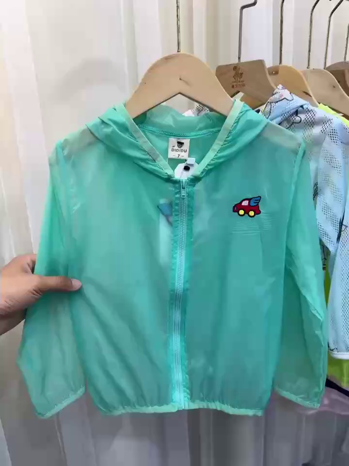 4500 Pieces Supermarket Overstock Kids Sunscreen Jackets for Age 3-8, Bulk Clearance Wholesale - Image 1