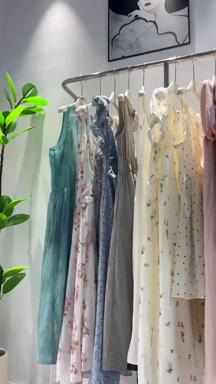 26558 Pieces New Trendy Young Women's Clothing, One Brand, Small Whole Lots, Size S-2XL, Individually Packed Clearance - Image 1