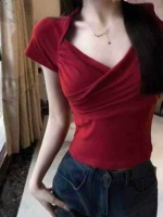 230 Pieces Women's French Retro Cross V-Neck Wine Red Short Sleeve Slim Waist Cropped T-Shirt Stock - Image 5