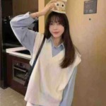 All Stock Clearance: Preppy Loose Autumn V-neck Outer Wear Knit Vest, About 55 Pcs, One Size - Image 4